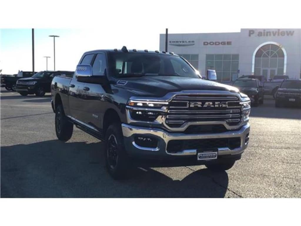 New 2026 Ram 3500 LARAMIE CREW CAB 4X4 6'4 BOX Pickup