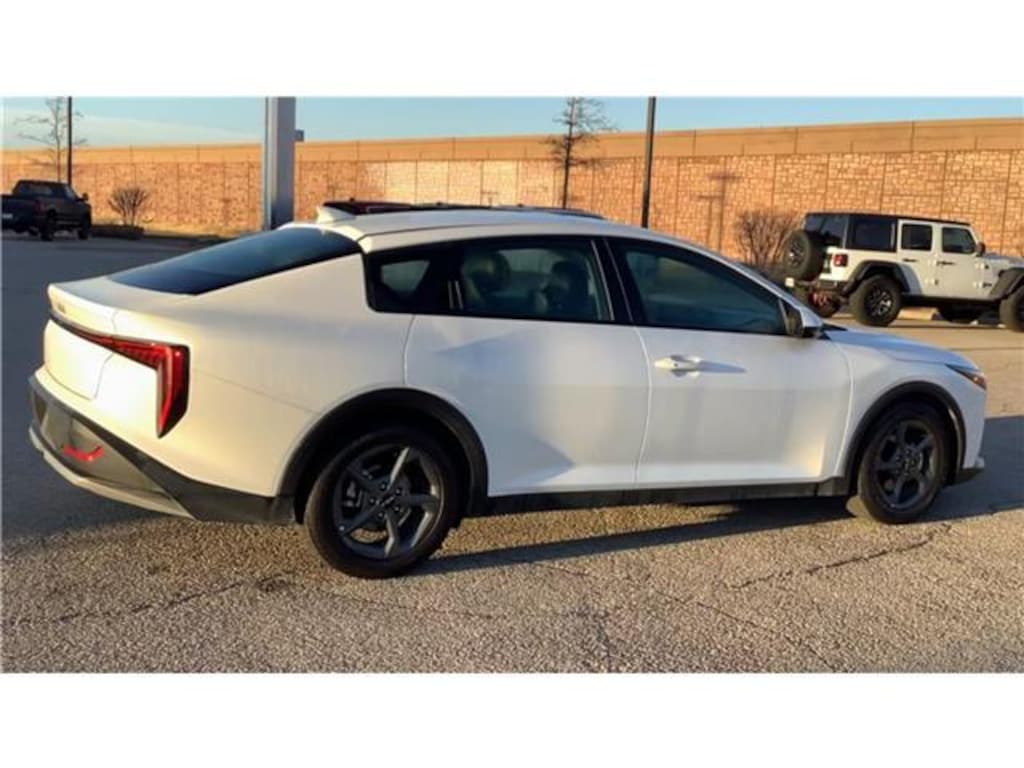 Used 2025 KIA K4