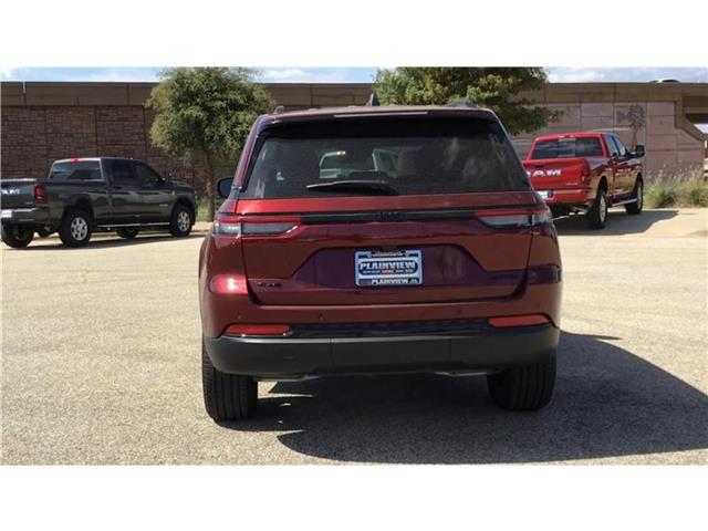 2025 Jeep Grand Cherokee Limited photo 2