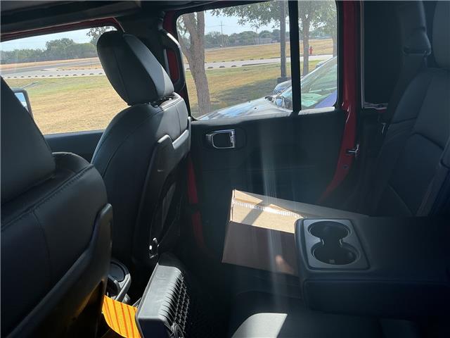 2025 Jeep Gladiator High Tide - Photo 32