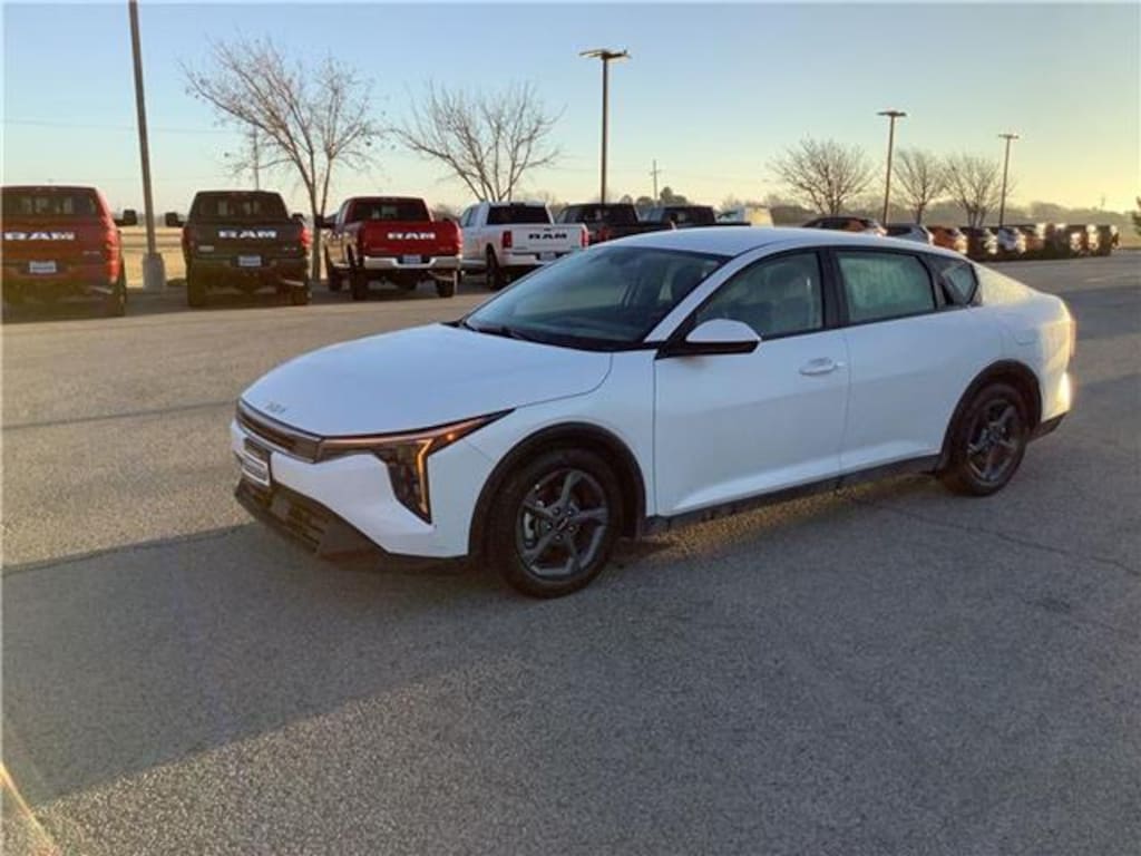 Used 2025 KIA K4
