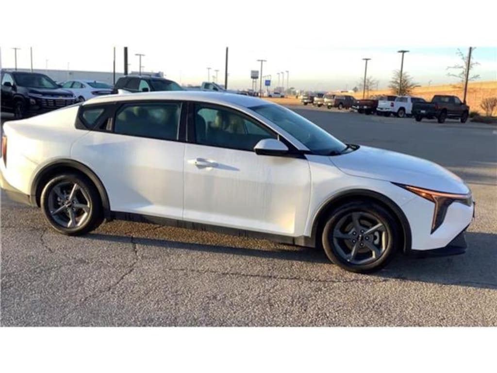 Used 2025 KIA K4