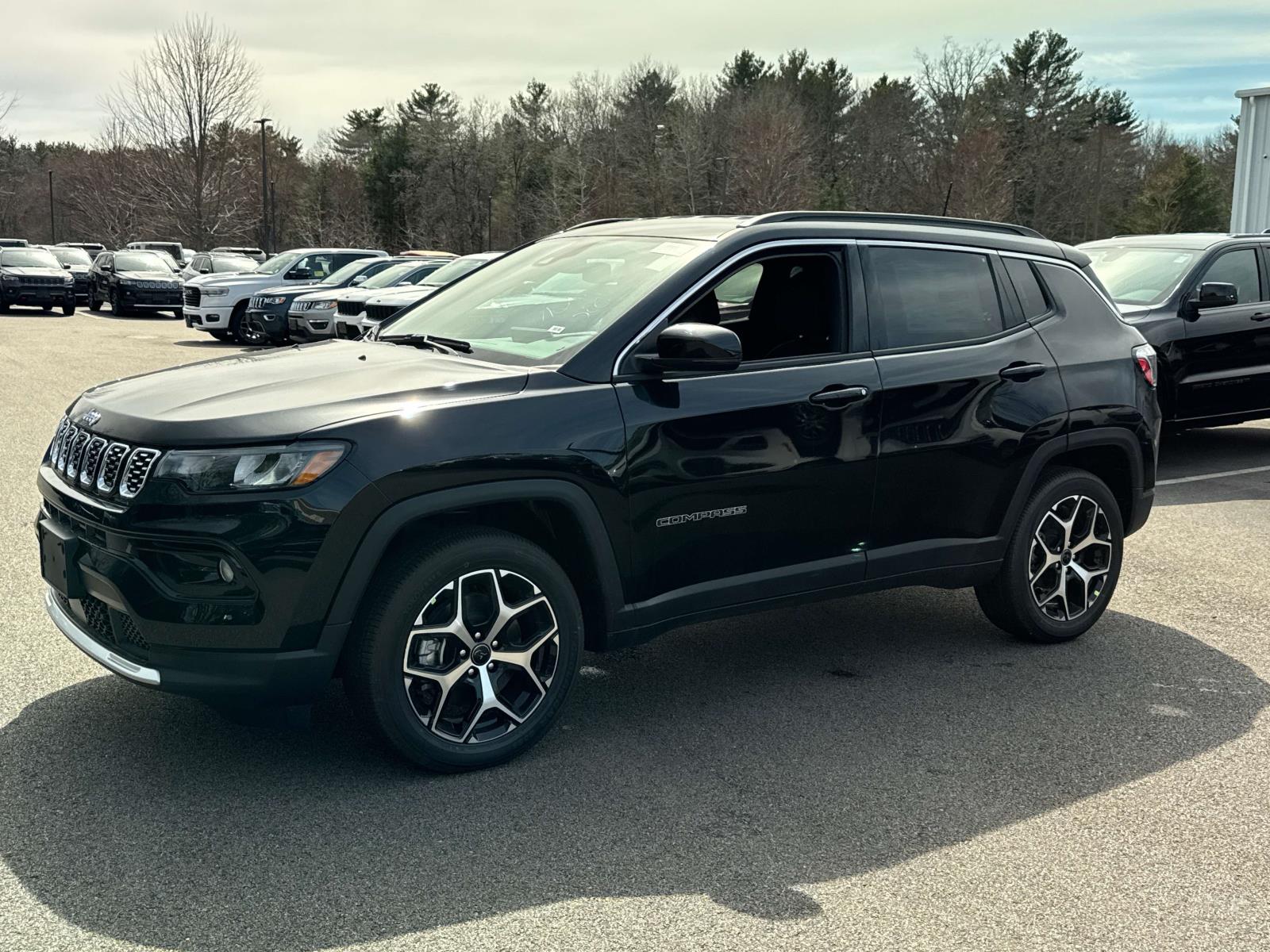 2025 Jeep Compass Limited photo 4