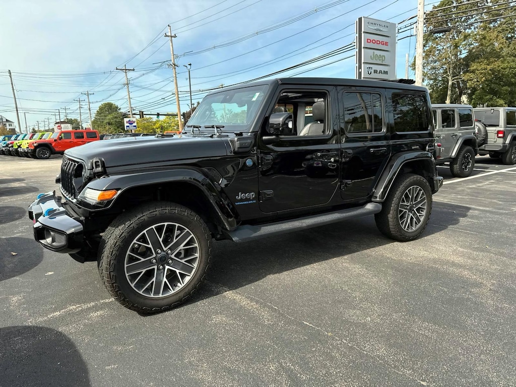 Used 2024 Jeep Wrangler 4xe High Altitude 4x4 Sport Utility