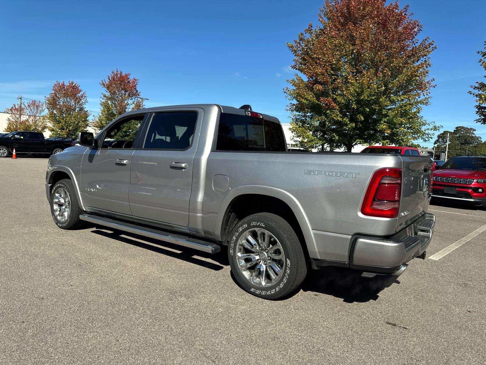 2022 Ram 1500 Laramie photo 3