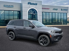 2025 Jeep Grand Cherokee Laredo 4x4 Sport Utility