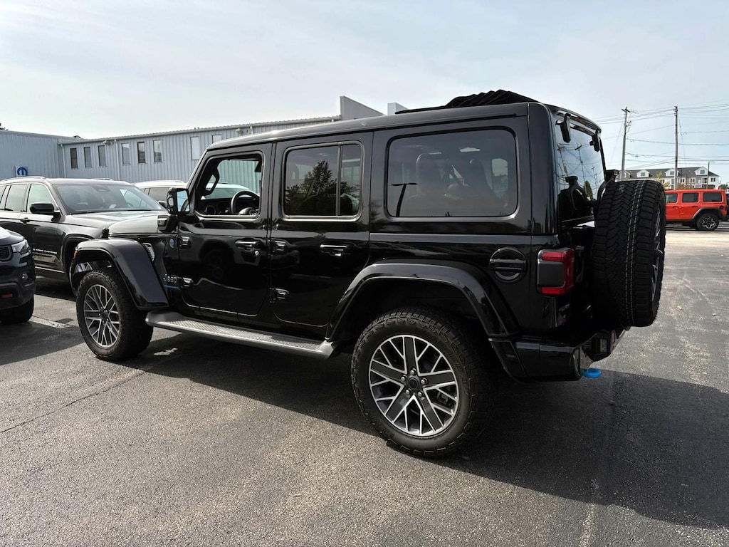 Used 2024 Jeep Wrangler 4xe High Altitude 4x4 Sport Utility