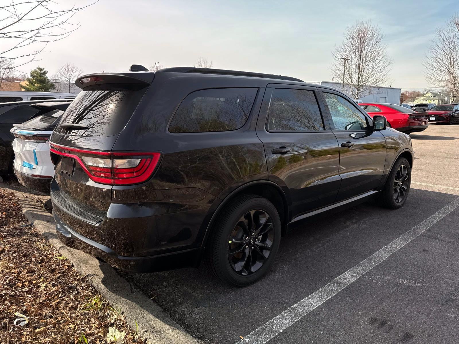2025 Dodge Durango R/T Plus photo 2