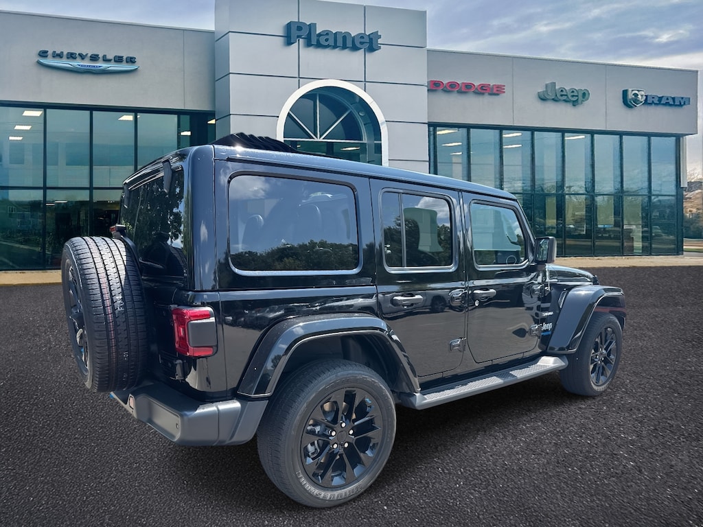 Used 2022 Jeep Wrangler 4xe Unlimited Sahara 4x4 Sport Utility