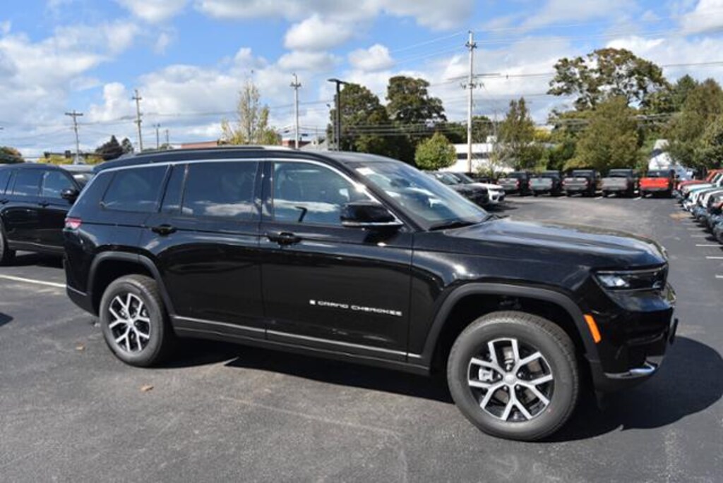 New 2025 Jeep Grand Cherokee L LIMITED 4X4 For Sale Franklin MA