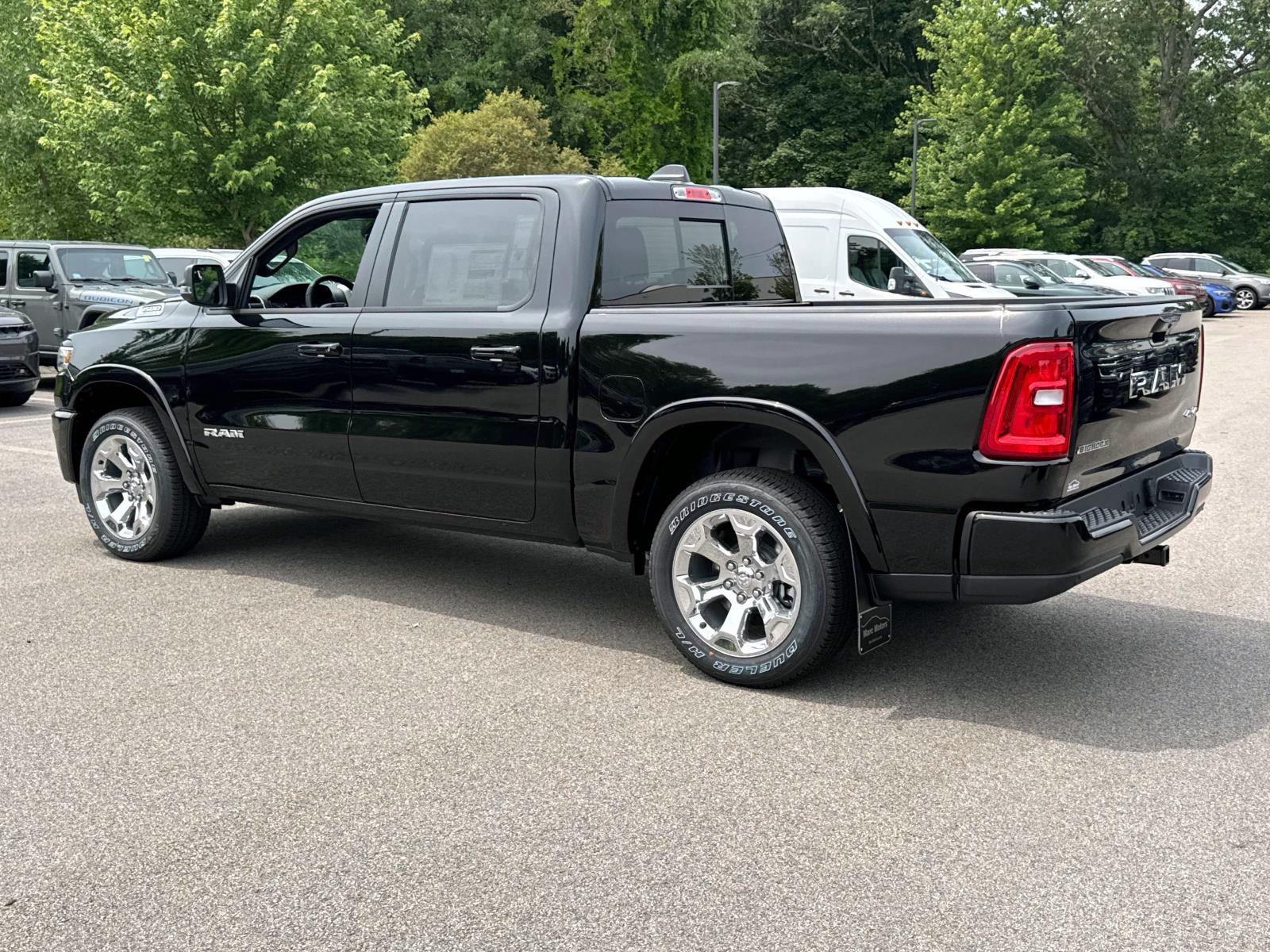 2025 Ram 1500 Big Horn photo 3