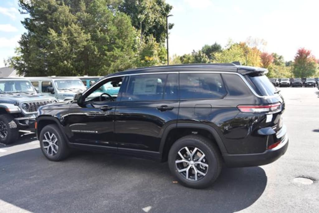New 2025 Jeep Grand Cherokee L LIMITED 4X4 For Sale Franklin MA
