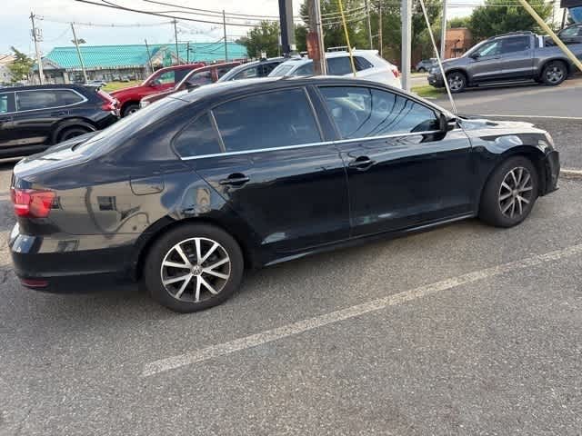 Thumbnail: 2017 Volkswagen Jetta - 11