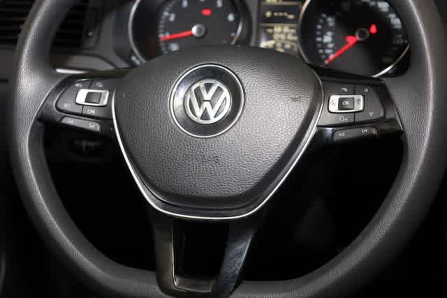 Thumbnail: 2015 Volkswagen Jetta - 28