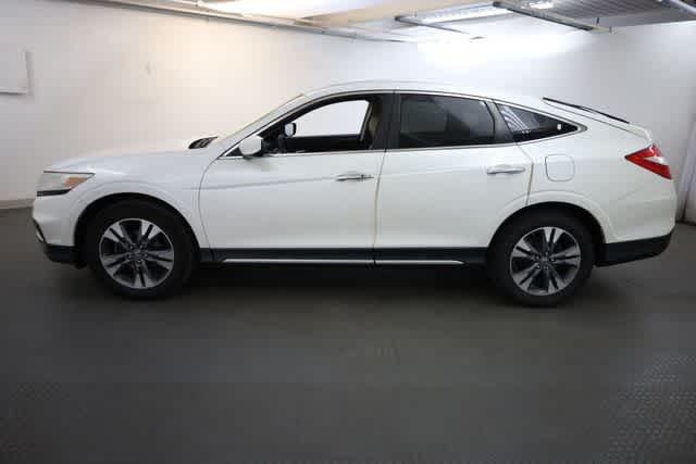 Thumbnail: 2014 Honda Crosstour - 3
