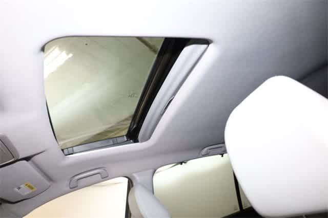 Thumbnail: 2020 Honda Pilot - 22