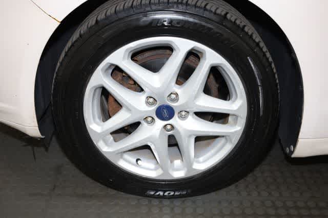 Thumbnail: 2014 Ford Fusion - 34