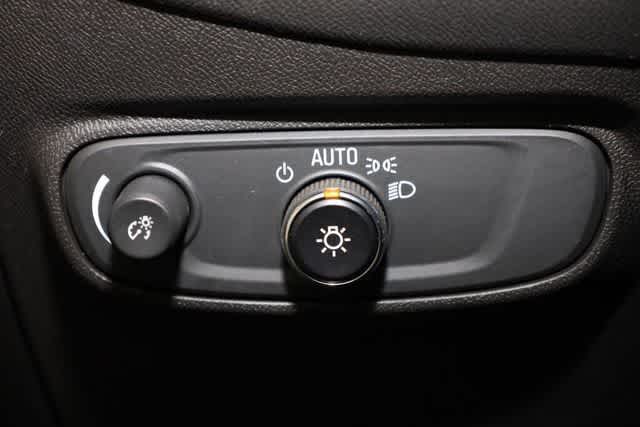 Thumbnail: 2022 Chevrolet Equinox - 19