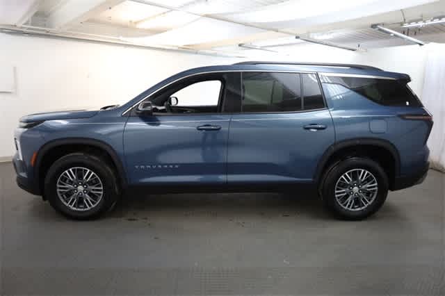 Thumbnail: 2024 Chevrolet Traverse - 3
