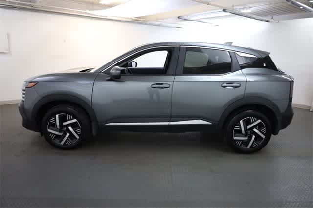 Thumbnail: 2025 Nissan Kicks - 3