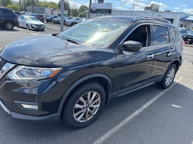 Thumbnail: 2017 Nissan Rogue - 2