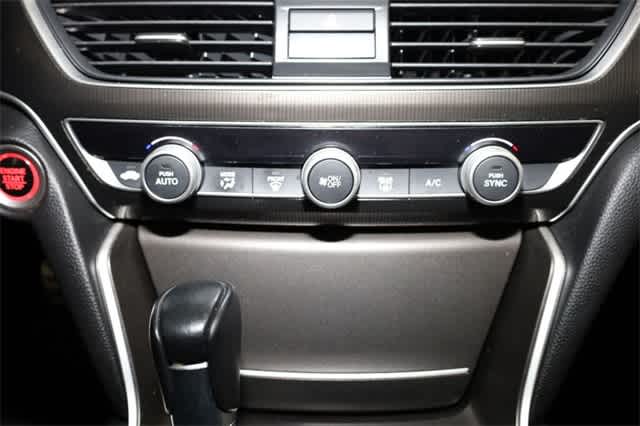 Thumbnail: 2022 Honda Accord - 30