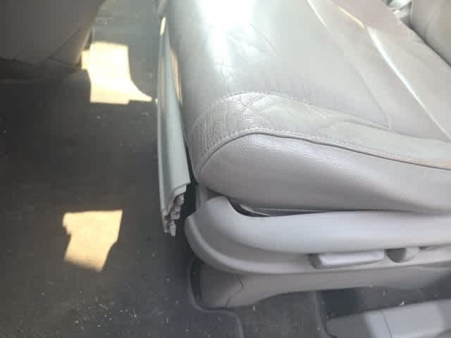2012 Honda Odyssey EX-L 27