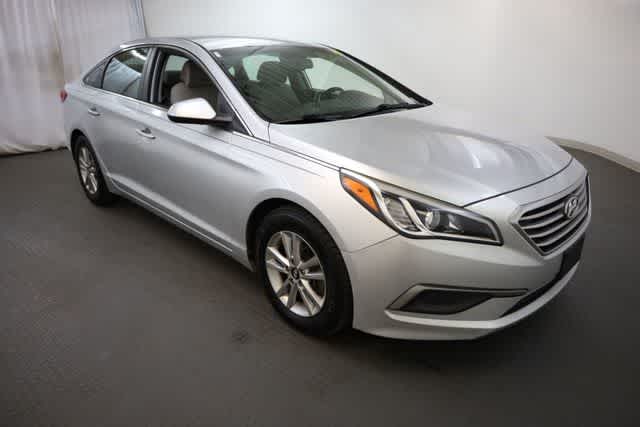 Thumbnail: 2017 Hyundai Sonata - 10