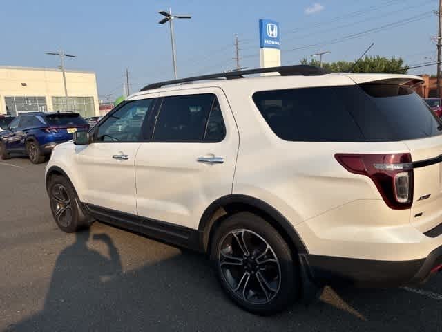 Thumbnail: 2014 Ford Explorer - 6