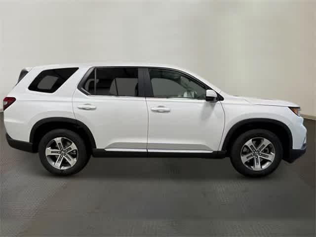 Thumbnail: 2025 Honda Pilot - 8