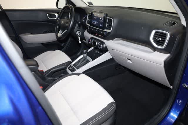 Thumbnail: 2022 Hyundai Venue - 33