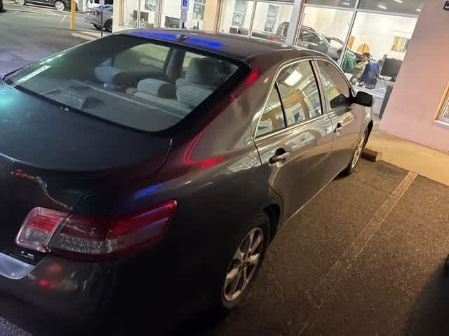 Thumbnail: 2011 Toyota Camry - 11