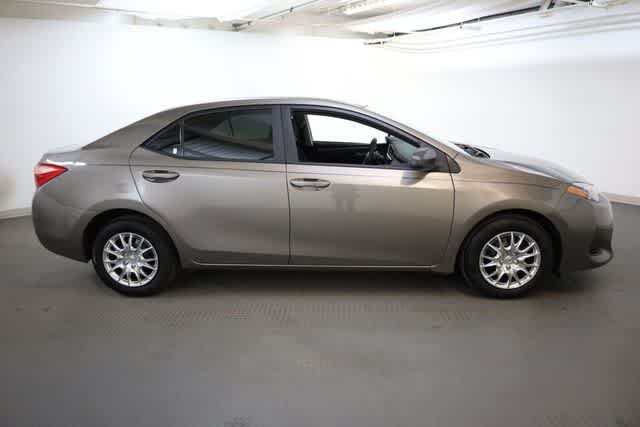 Thumbnail: 2019 Toyota Corolla - 9