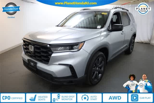 Thumbnail: 2023 Honda Pilot - 2