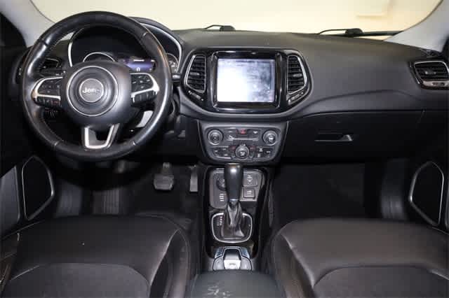 Thumbnail: 2019 Jeep Compass - 17