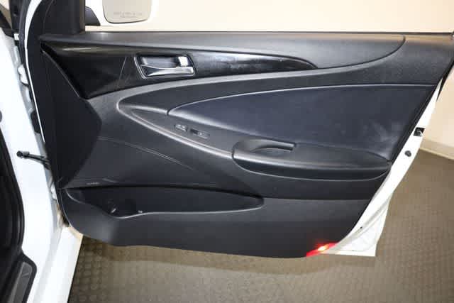 Thumbnail: 2014 Hyundai Sonata - 34