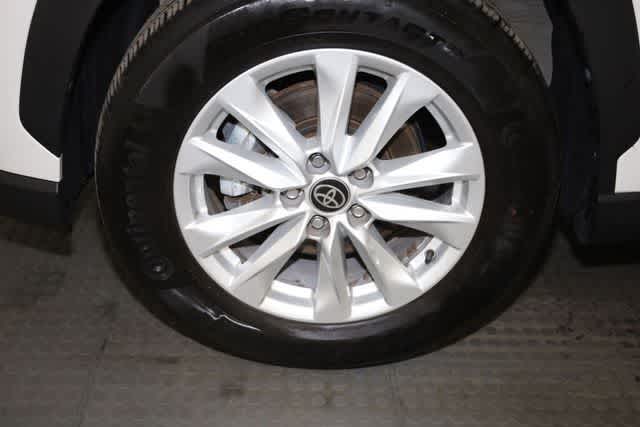 Thumbnail: 2023 Toyota Corolla Cross - 35