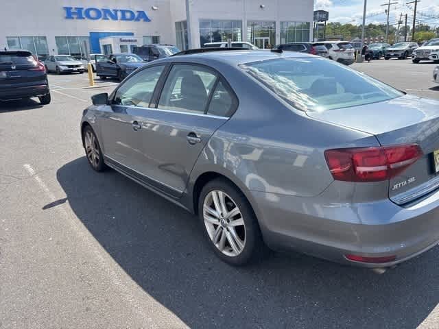 Thumbnail: 2017 Volkswagen Jetta - 8