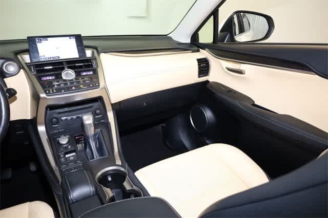 2016 Lexus NX 200t 18