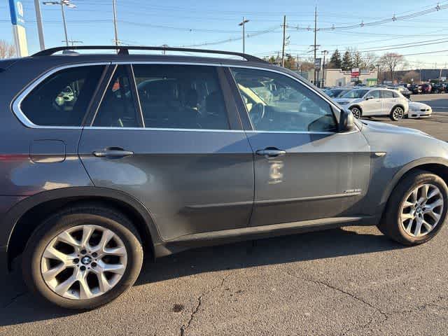 Thumbnail: 2013 BMW X5 - 13