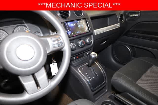 Thumbnail: 2014 Jeep Compass - 16