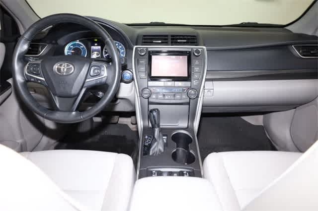 Thumbnail: 2016 Toyota Camry - 17