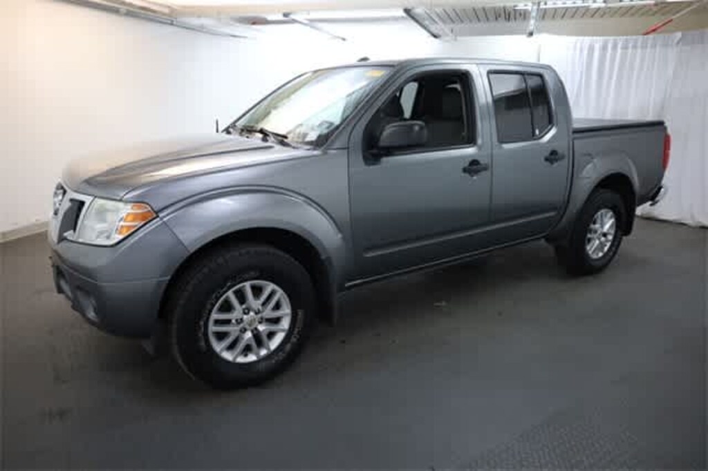 Used 2017 Nissan Frontier SV Truck Crew Cab