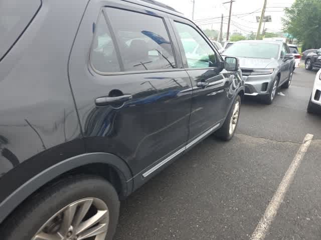 Thumbnail: 2019 Ford Explorer - 13