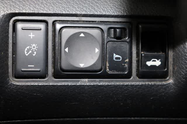 Thumbnail: 2014 Nissan Sentra - 18