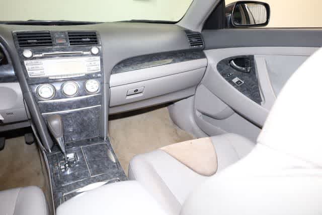Thumbnail: 2010 Toyota Camry - 22