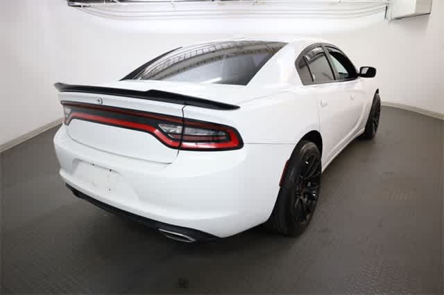 Thumbnail: 2017 Dodge Charger - 7
