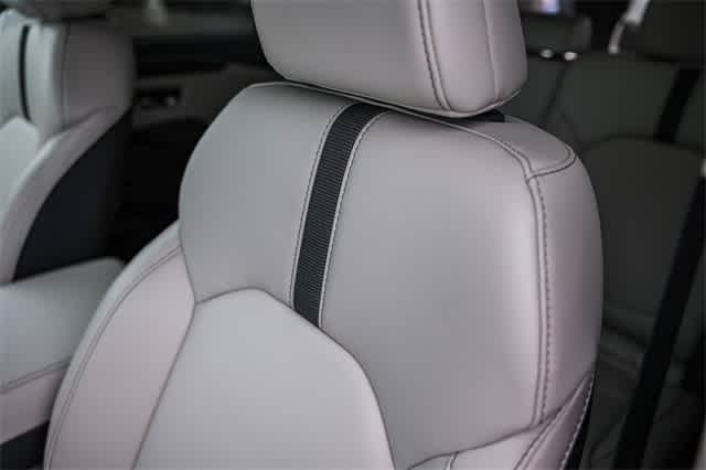 Thumbnail: 2026 Honda Pilot - 19