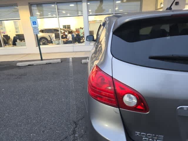 2011 Nissan Rogue S 9