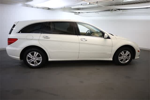 Thumbnail: 2008 Mercedes-Benz R-Class - 10